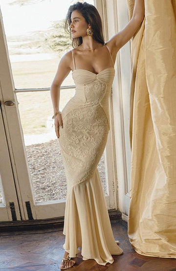 Woochic robe cocktail col en V fleures dentelle à bretelles